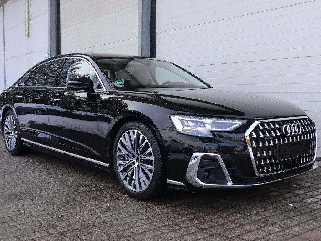 Audi A8 Lang 60 TFSI
