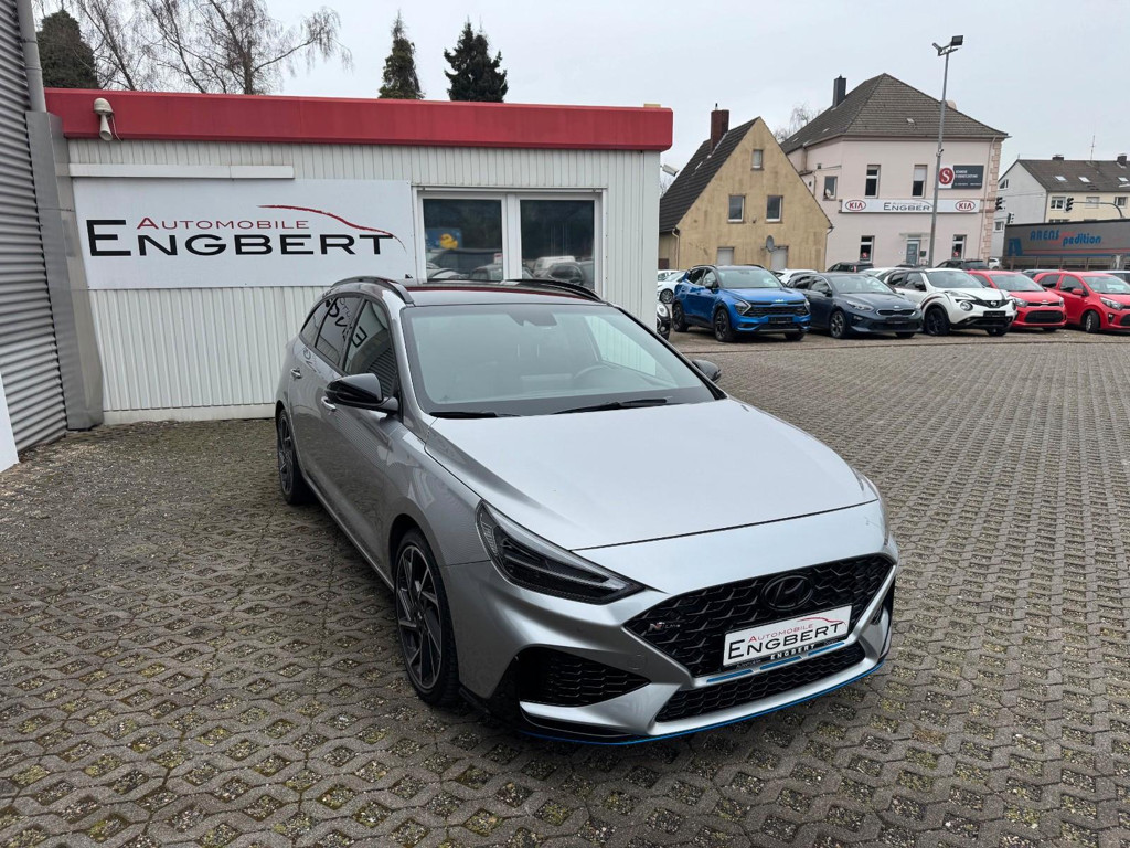 Hyundai i30 CRDi Hybrid N Line