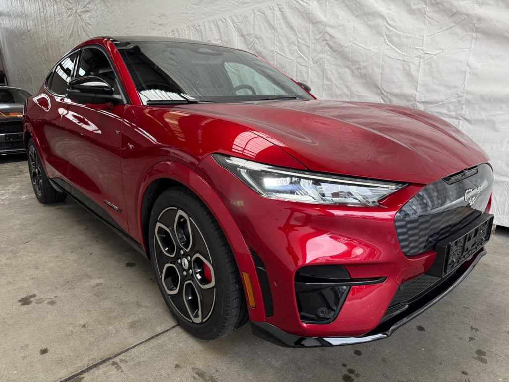 Ford Mustang Mach-E 4x4 AWD GT