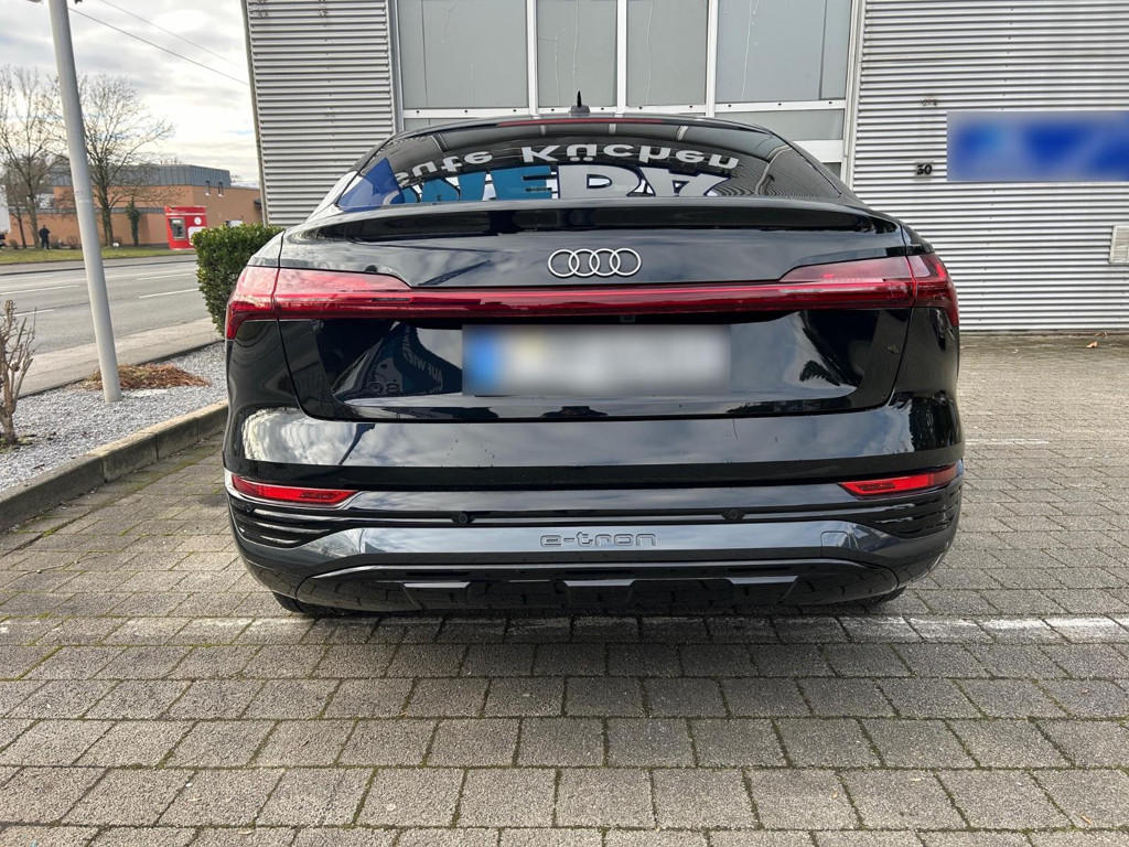 Audi Q8 e-tron