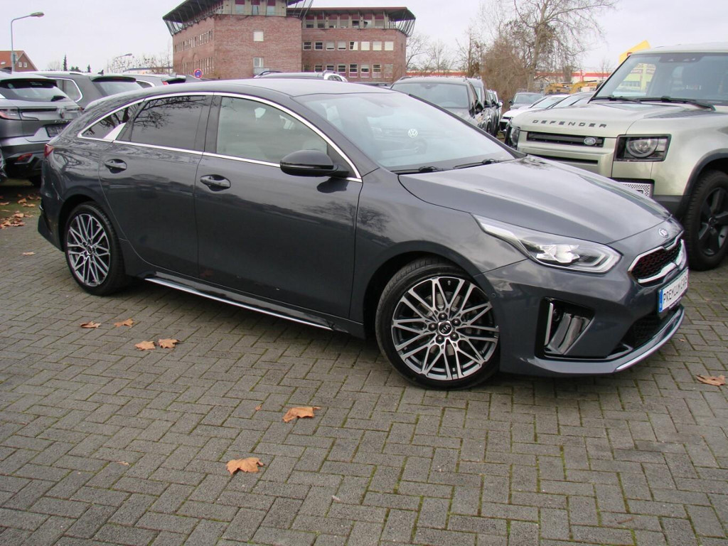 Kia ProCeed