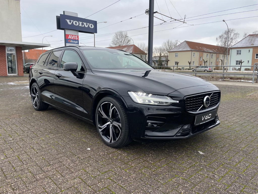 Volvo V60 Plus Dark