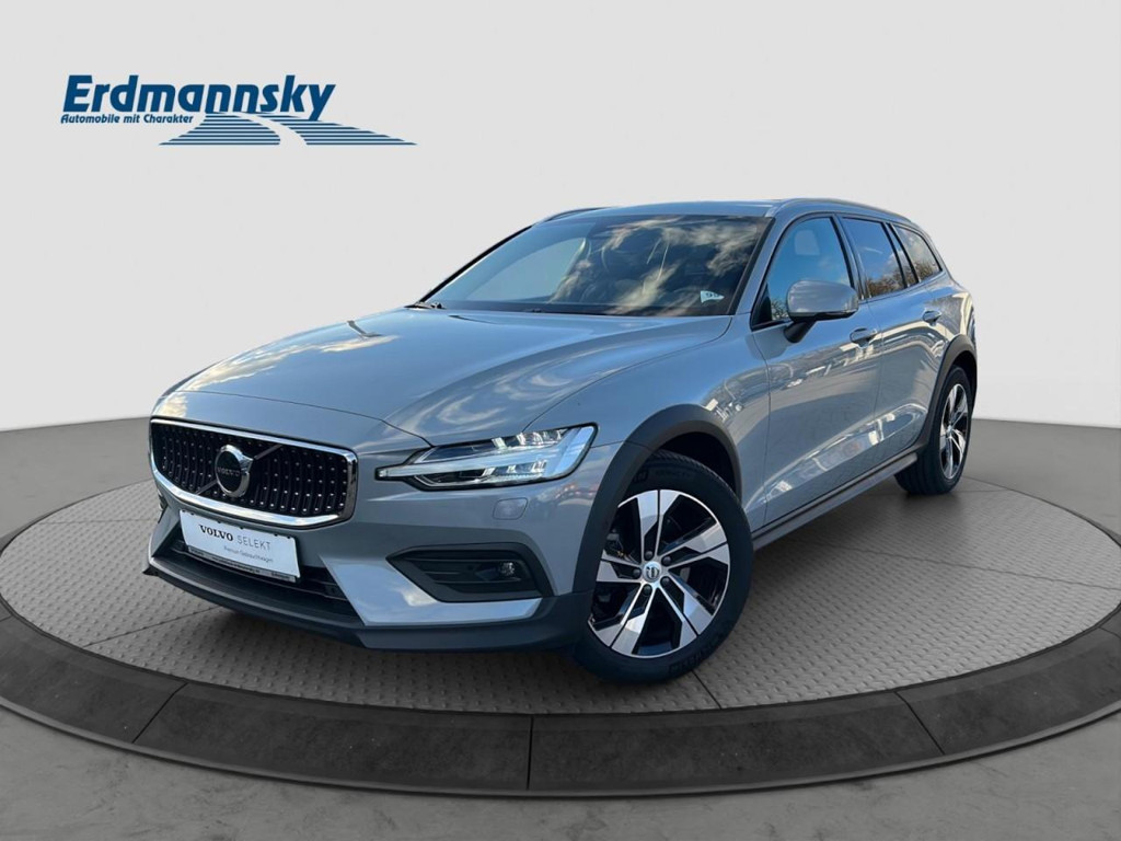 Volvo V60 AWD Plus