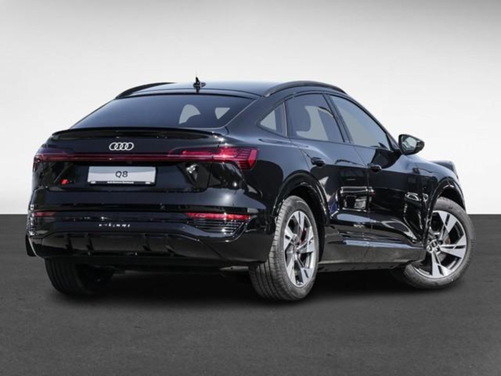Audi Q8 e-tron