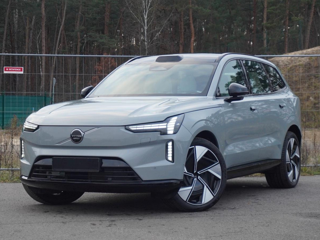 Volvo EX90 Performance Ultra