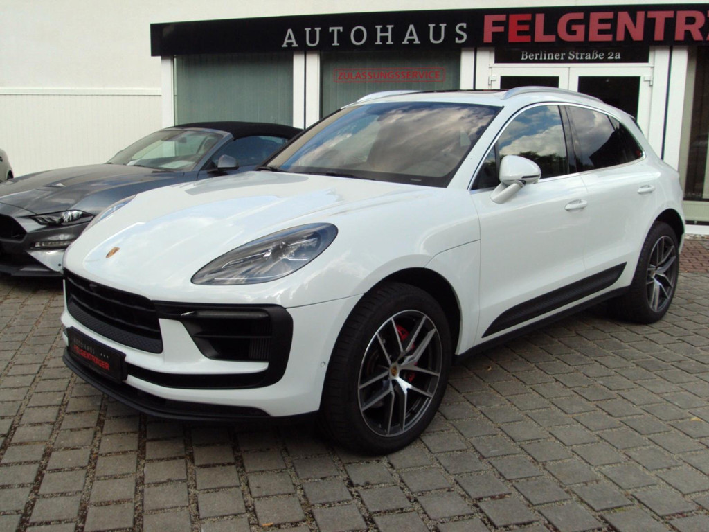 Porsche Macan S