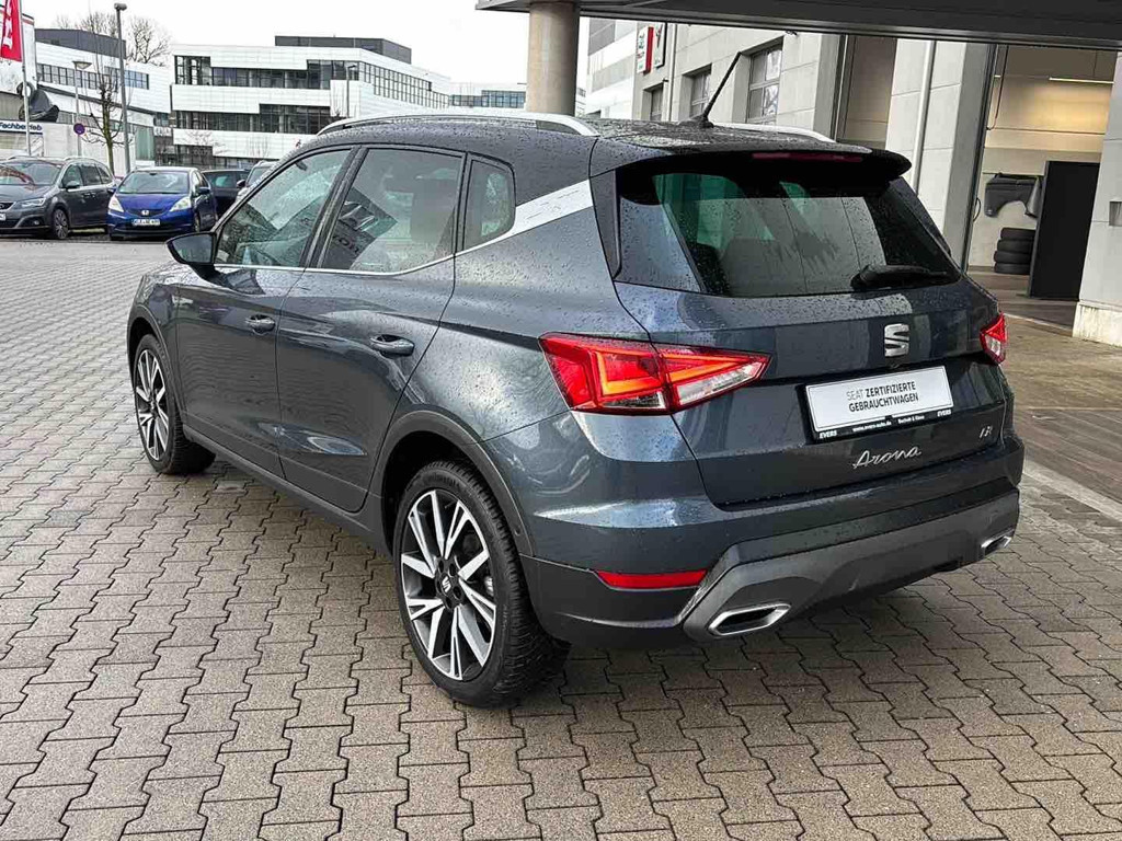 Seat Arona