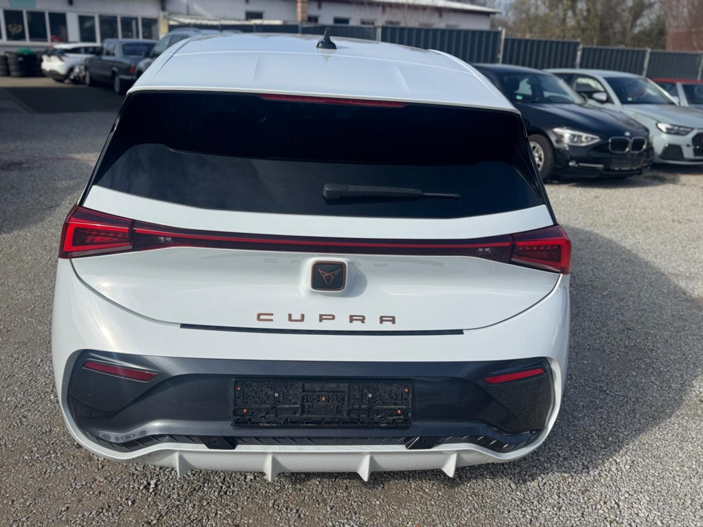 Cupra Born