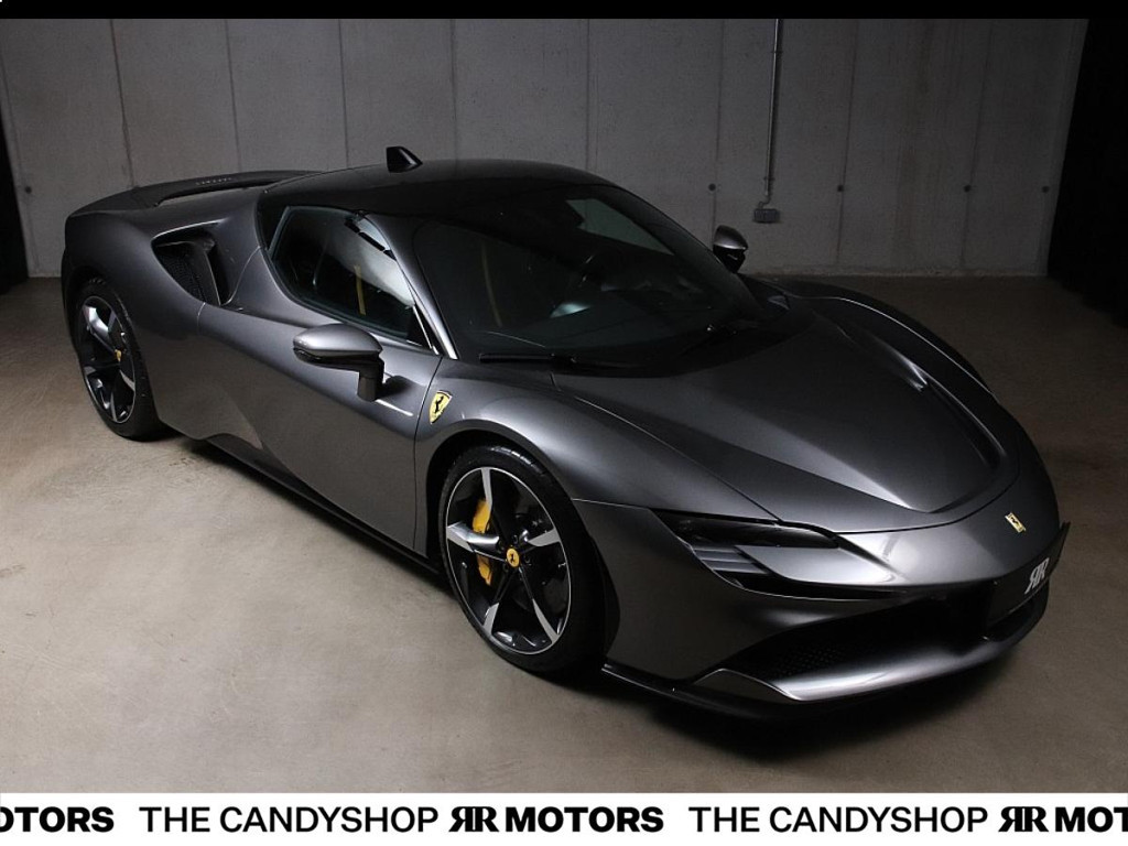 Ferrari SF90