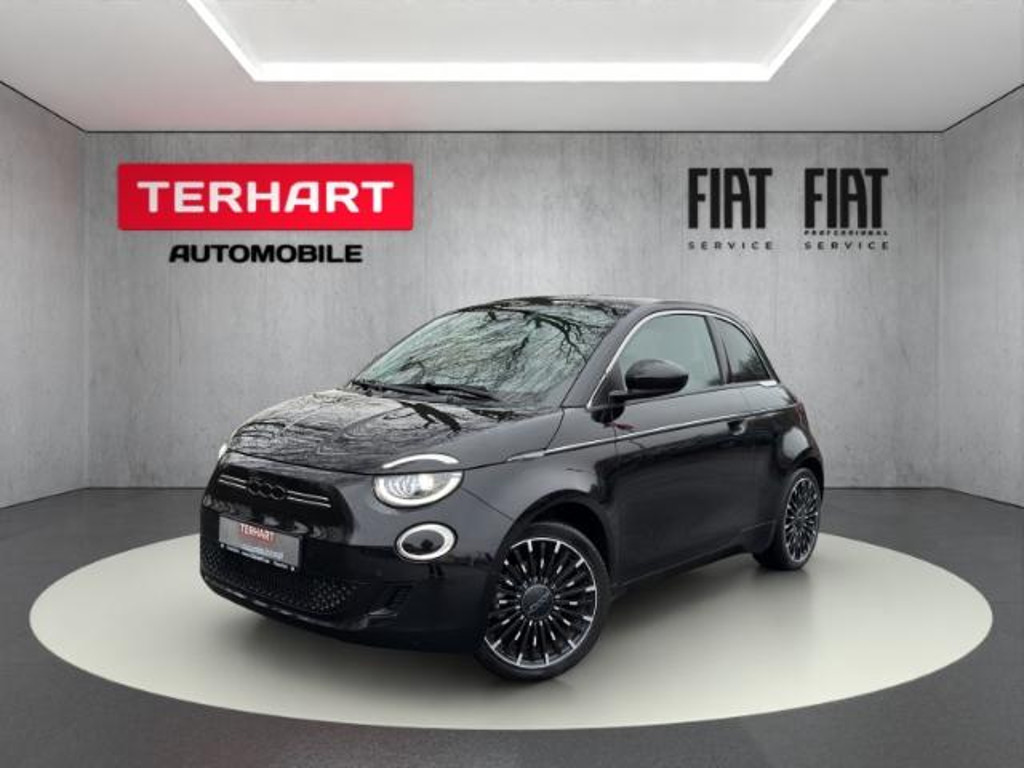 Fiat 500e La Prima