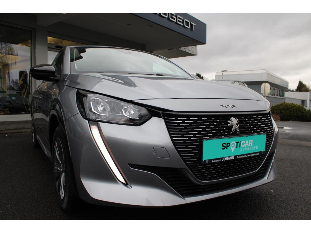 Peugeot e-208