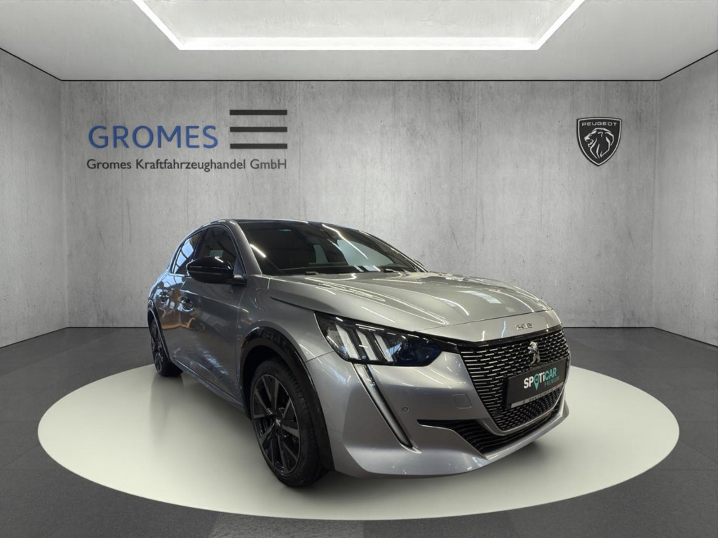 Peugeot e-208 e- Panorama Navi Digitales Cockpit LED ACC A