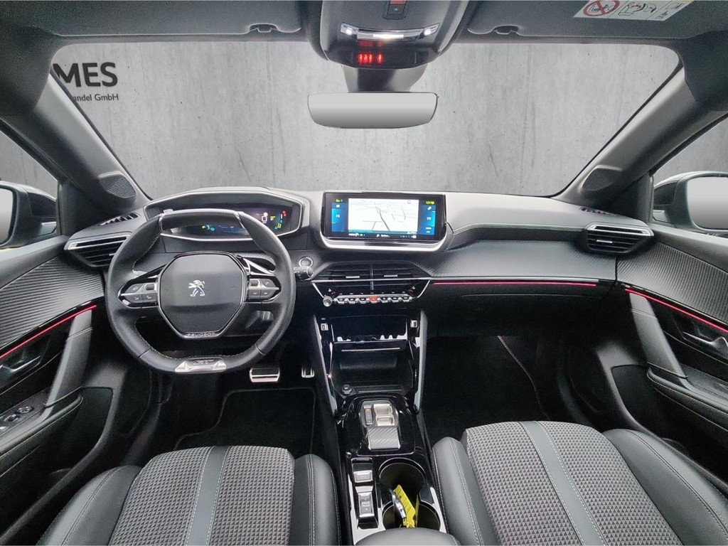 Peugeot e-208