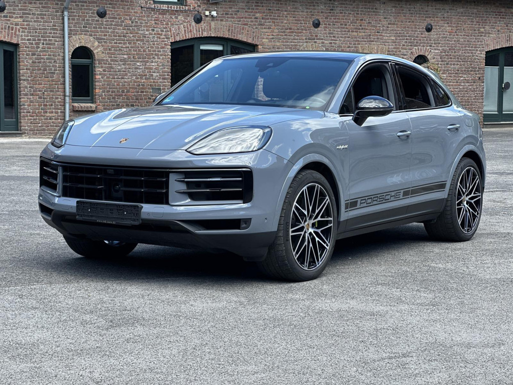 Porsche Cayenne E-Hybrid RS Coupé