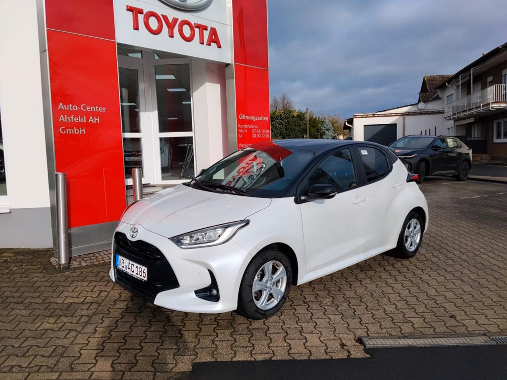 Toyota Yaris Style Hybride Plus