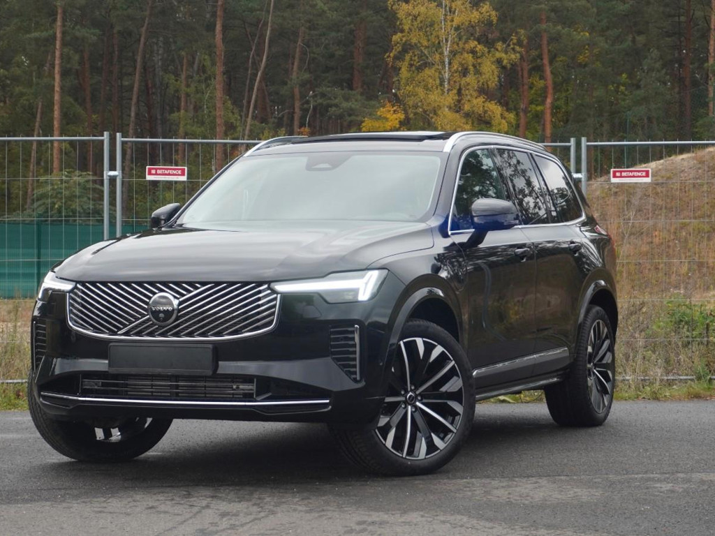 Volvo XC90 T8 Plus Bright
