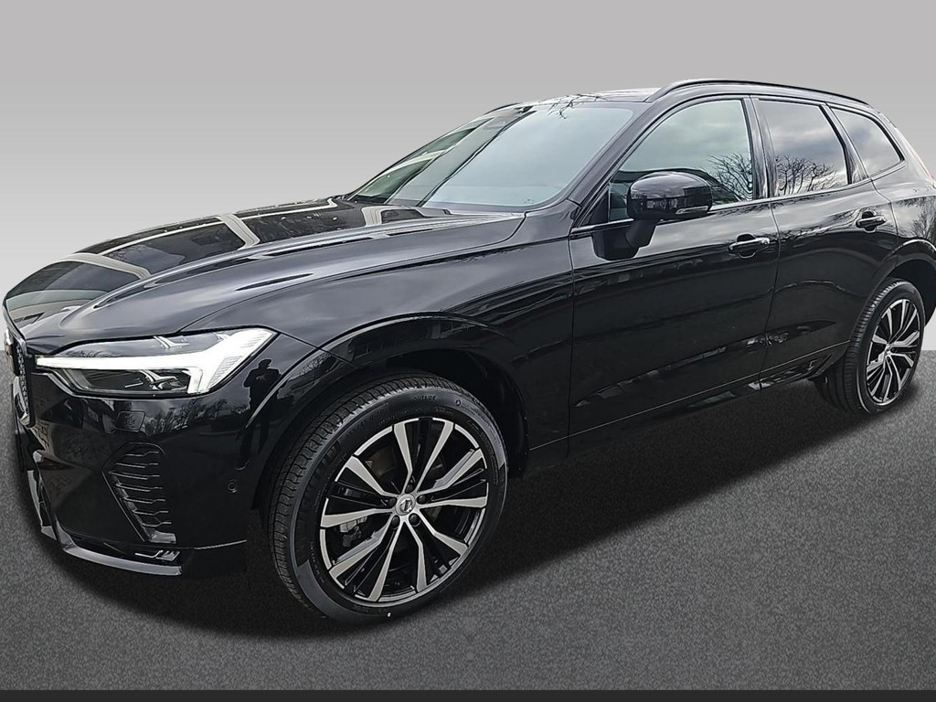 Volvo XC60 AWD Plus Dark