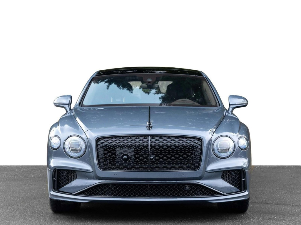 Bentley Flying Spur V8 Hybrid