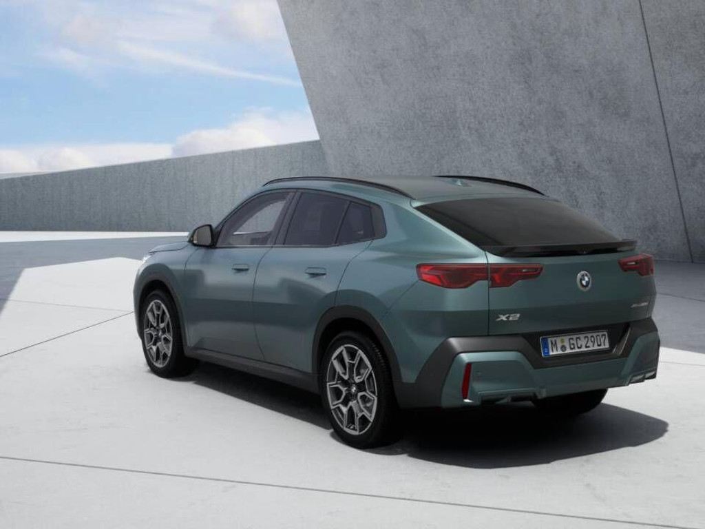 BMW X2