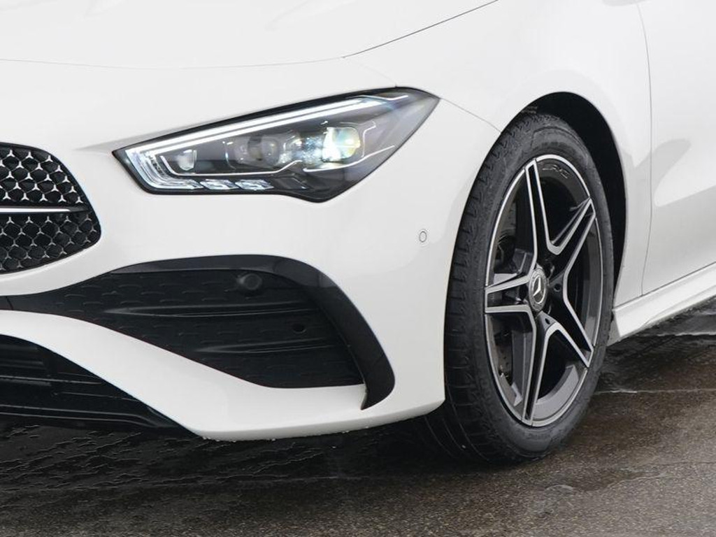 Mercedes-Benz CLA-Klasse CLA 220 AMG Line Shooting Brake Premium CLA 220 d