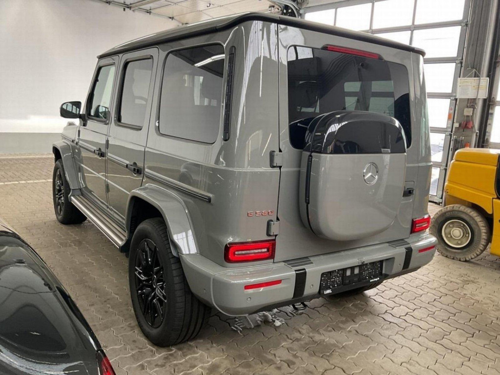 Mercedes-Benz G-Klasse