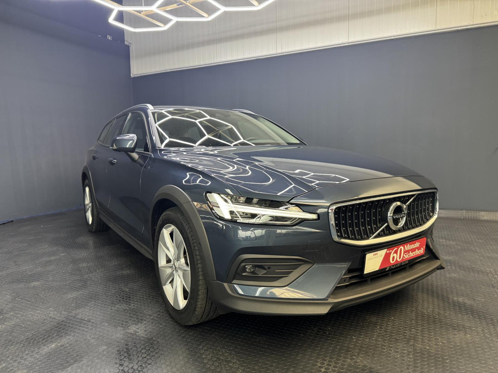 Volvo V60 Cross Country AWD