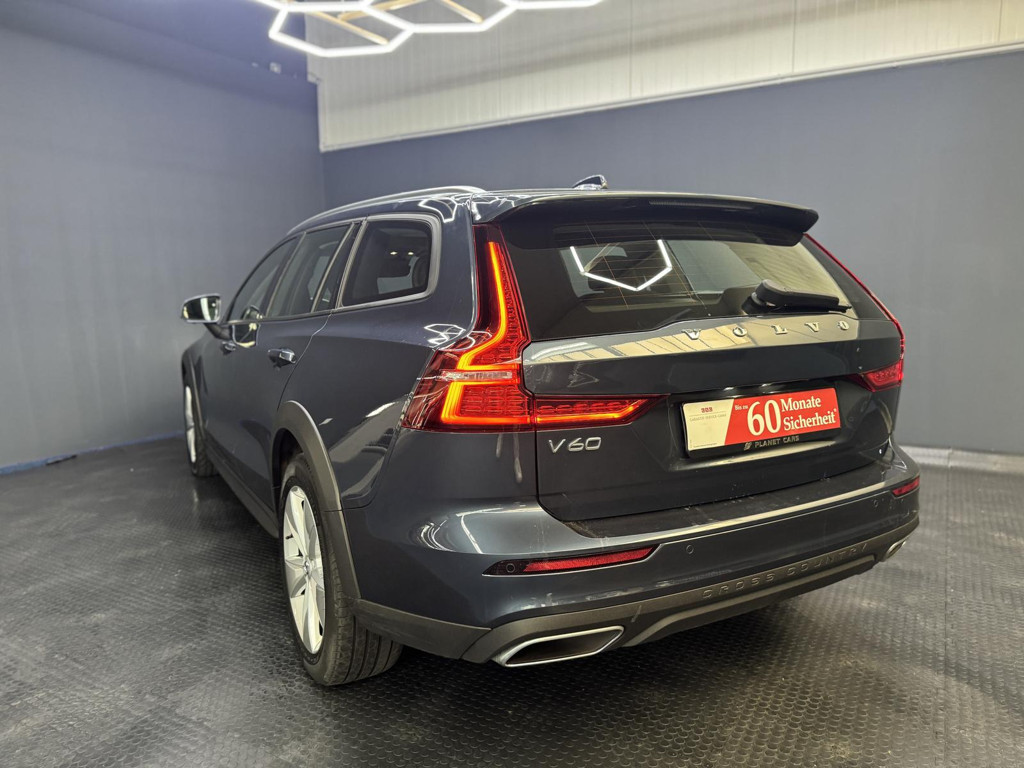Volvo V60 Cross Country