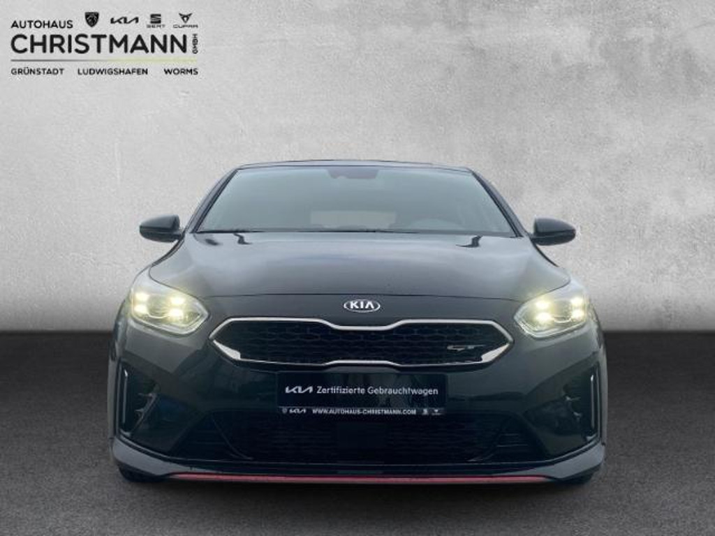 Kia ProCeed
