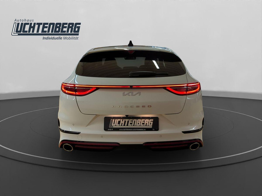 Kia ProCeed