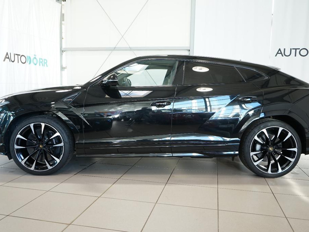 Lamborghini Urus 23"+Akrapovic+B&O+Panorama+Massage+Sitzkli.