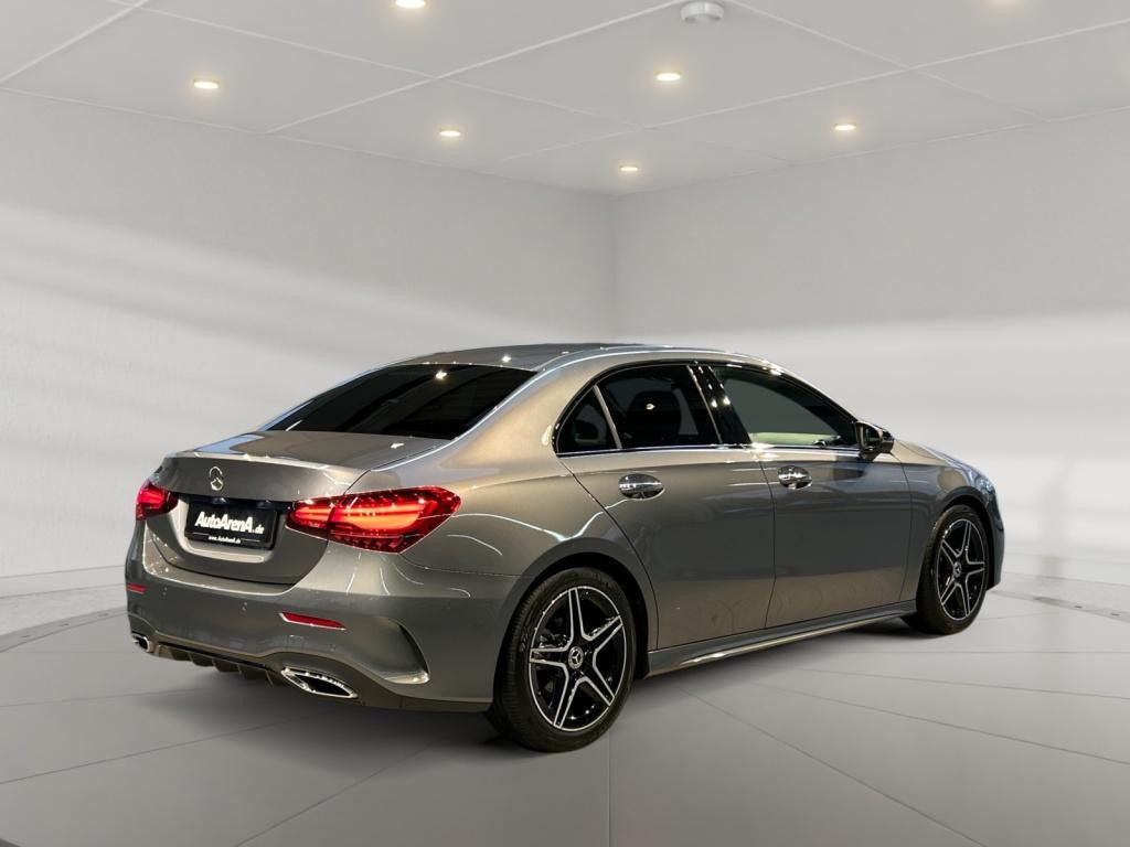 Mercedes-Benz A-Klasse A 200 AMG Line A 200 d