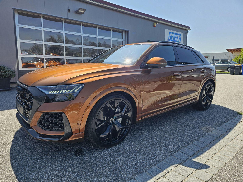 Audi RS Q8 Quattro