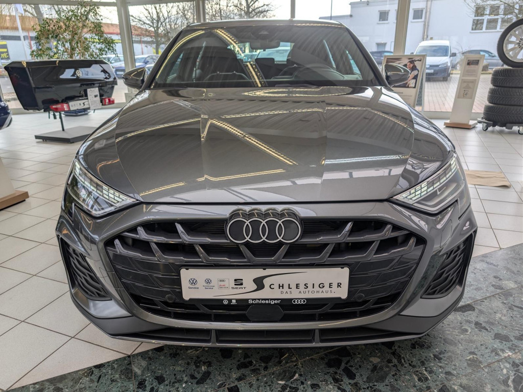 Audi A3 Sportback Sedan S-Line S-Tronic