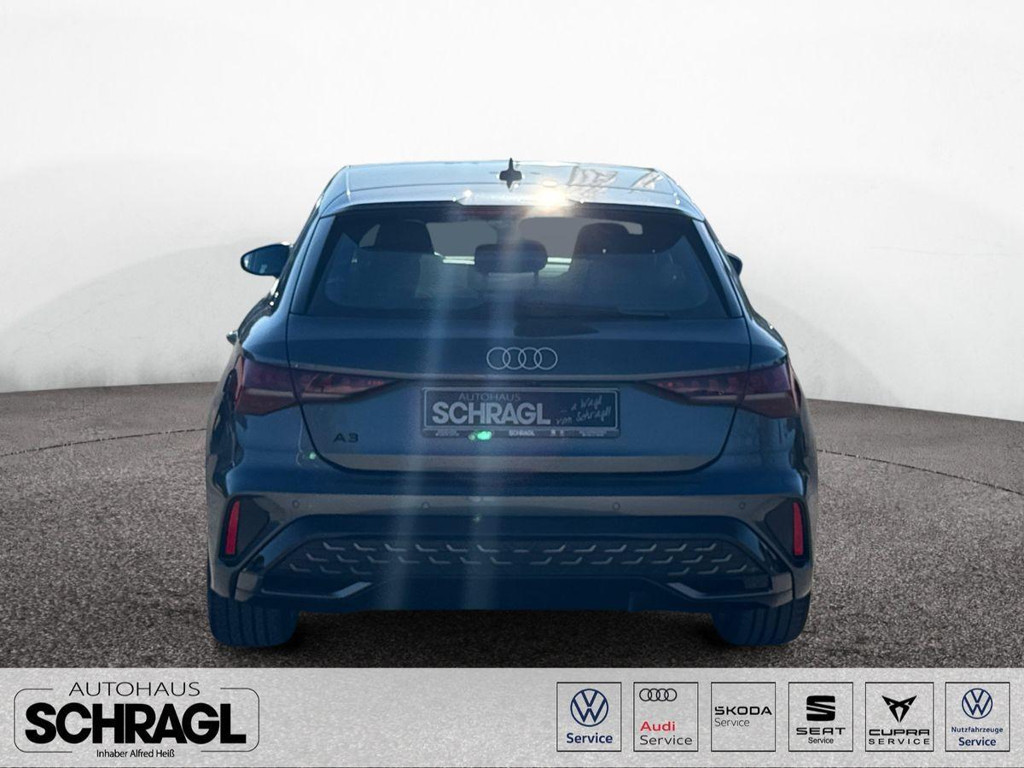 Audi A3 Sportback Sedan S-Line S-Tronic 35 TDI