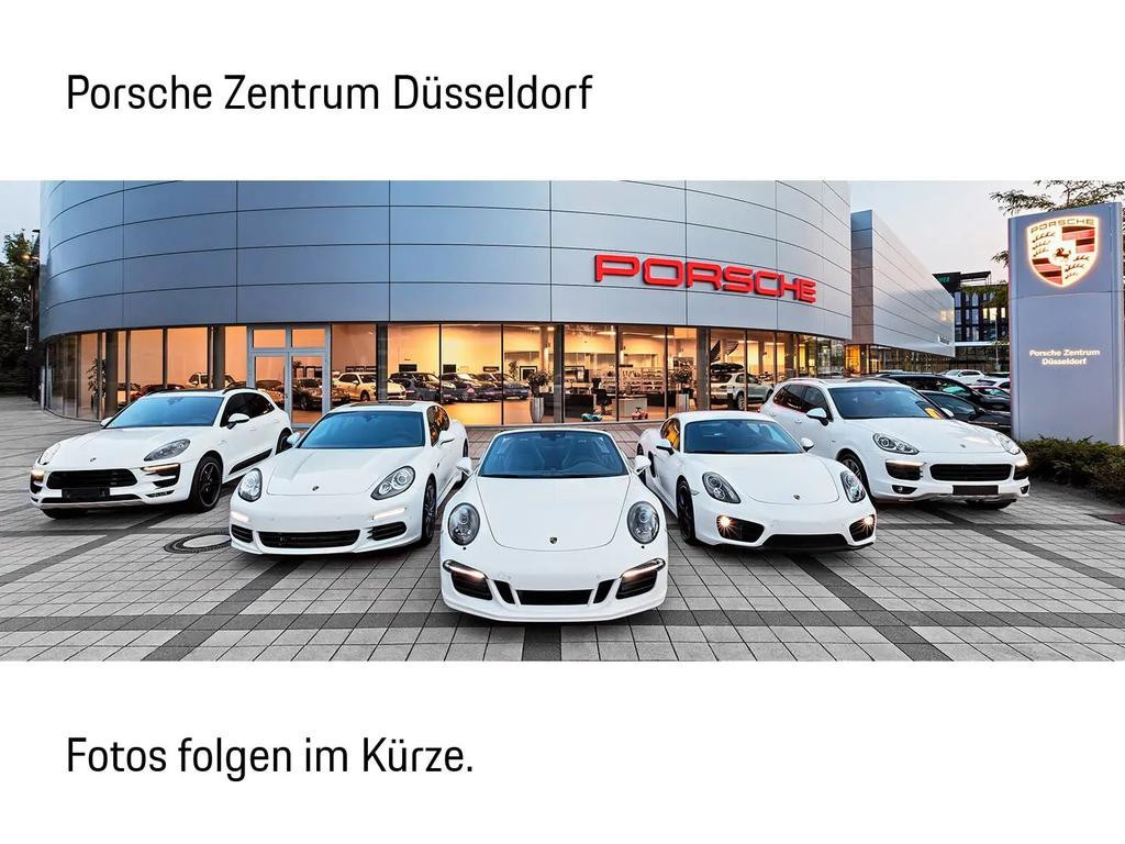 Porsche Macan 4