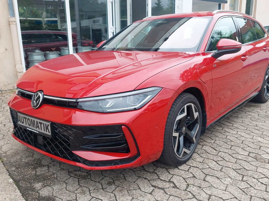 Volkswagen Passat Variant R-Line 1.5 TSI IQ.Drive