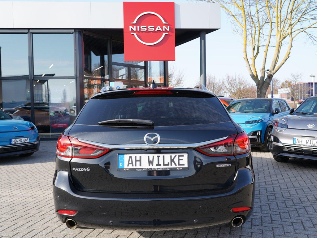 Mazda 6
