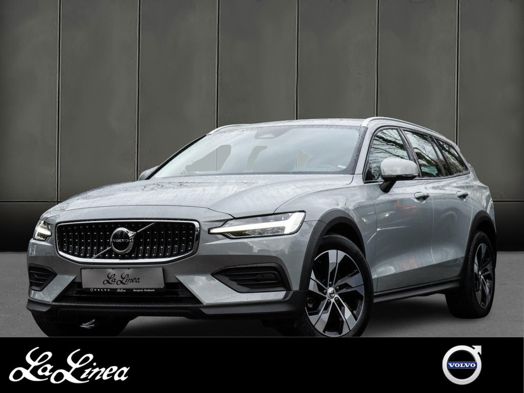 Volvo V60 Cross Country AWD Plus