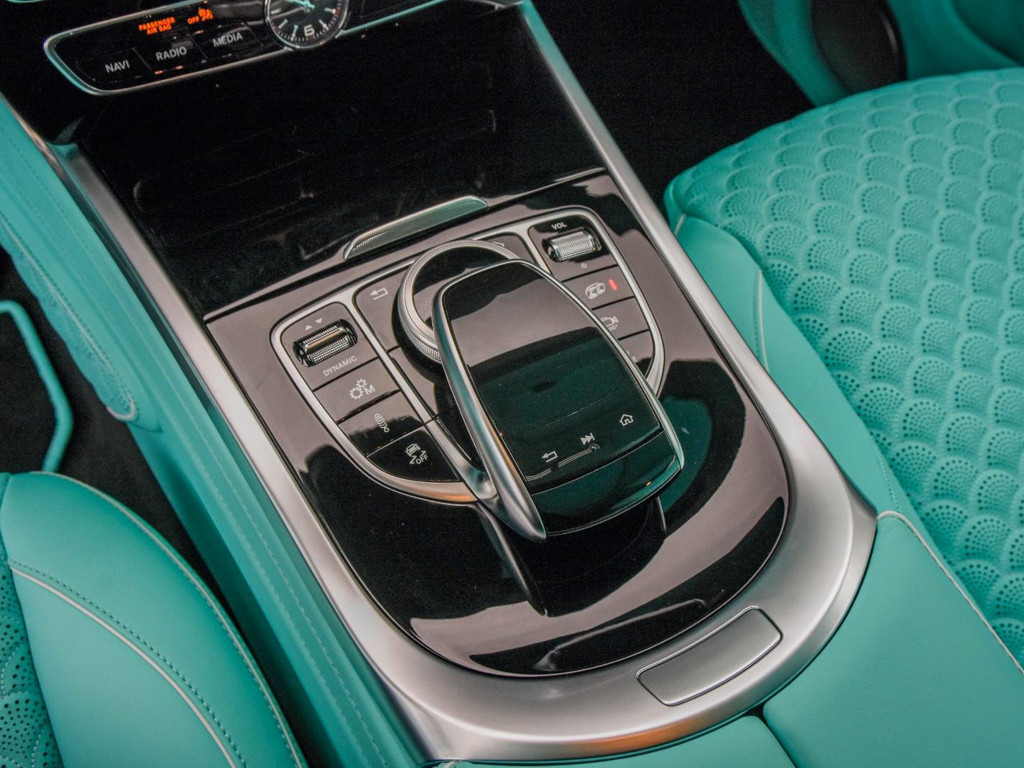 Mercedes-Benz G-Klasse