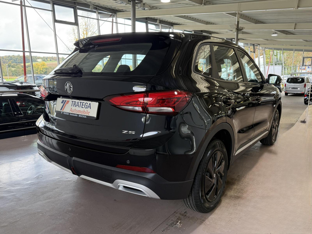 MG ZS