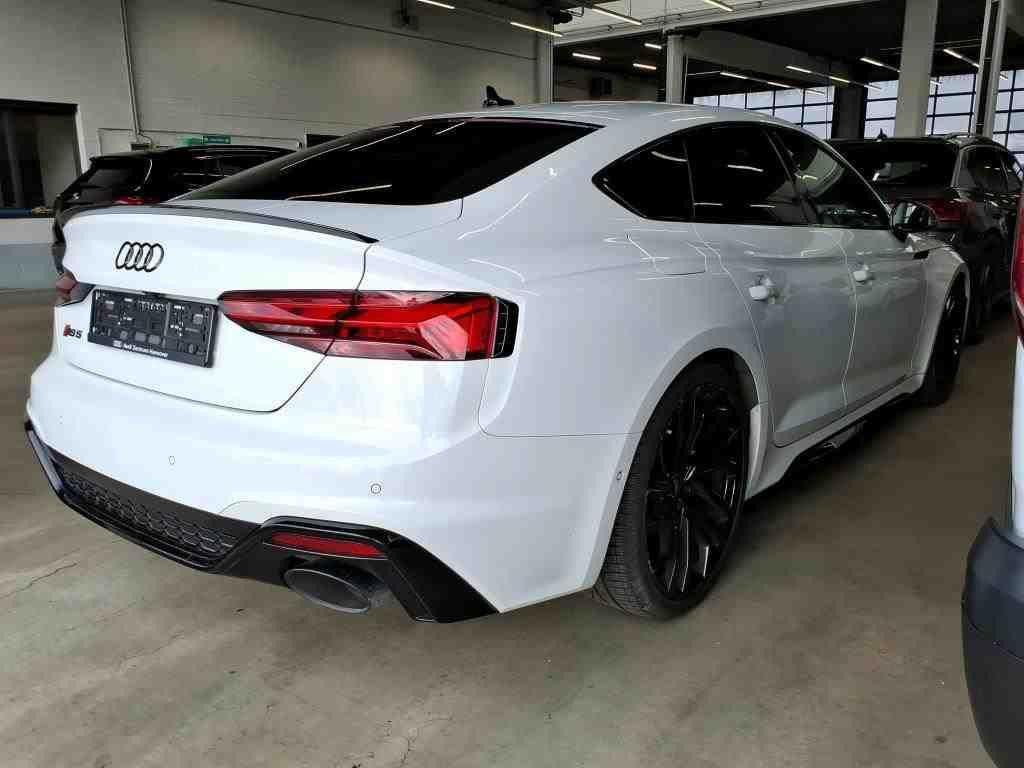 Audi RS5