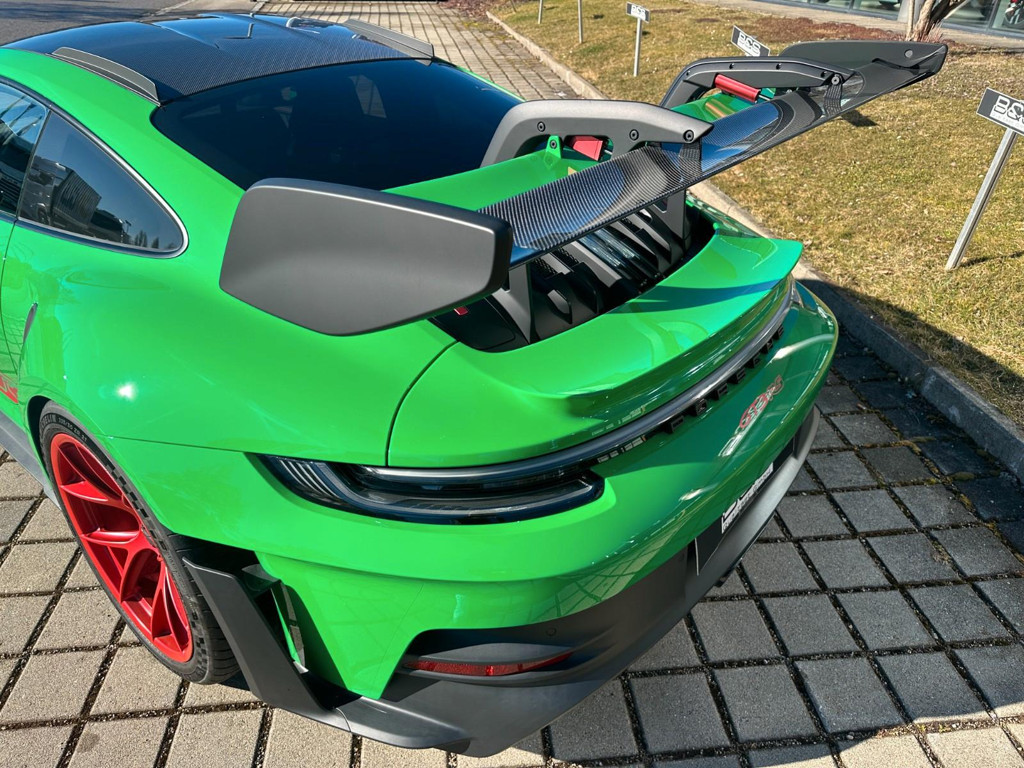 Porsche 992