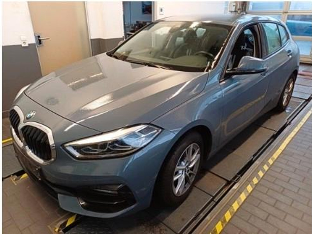 BMW 1 Serie 118 Sport Line Sedan 118i