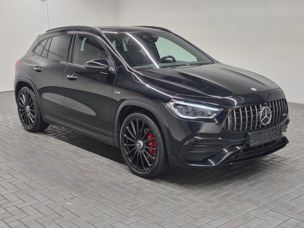 Mercedes-Benz GLA-Klasse GLA 35 AMG AMG Line