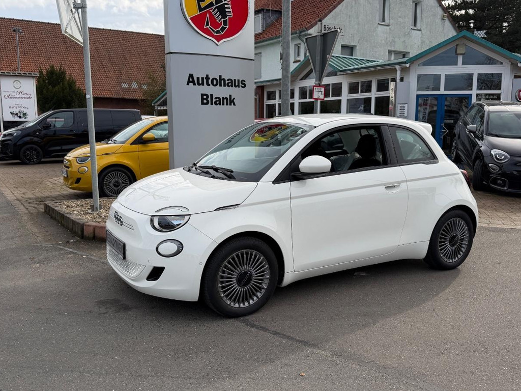 Fiat 500e 