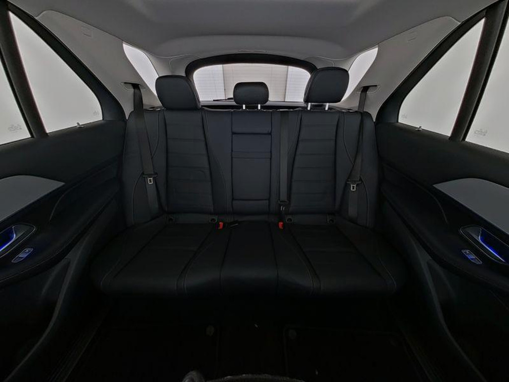 Mercedes-Benz GLE-Klasse GLE 300 4MATIC AMG Line GLE 300 d