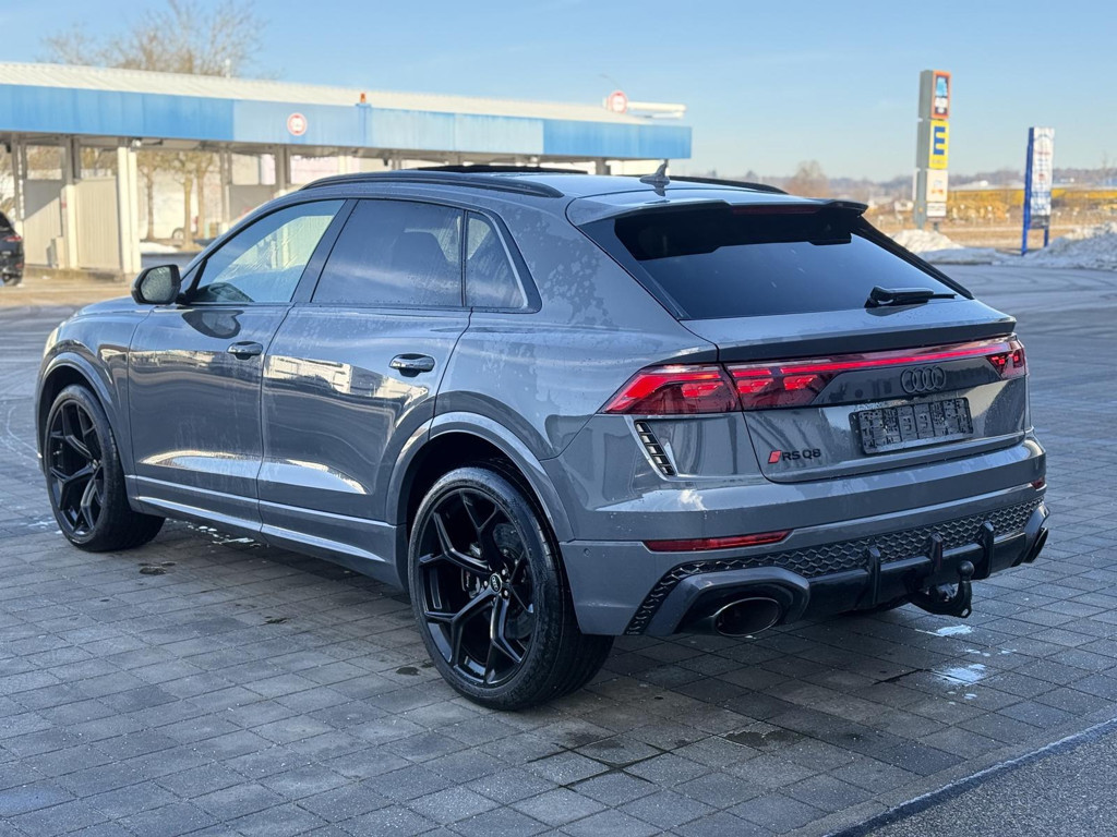 Audi RS Q8