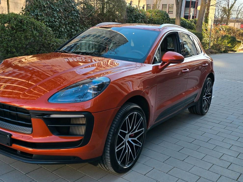 Porsche Macan S