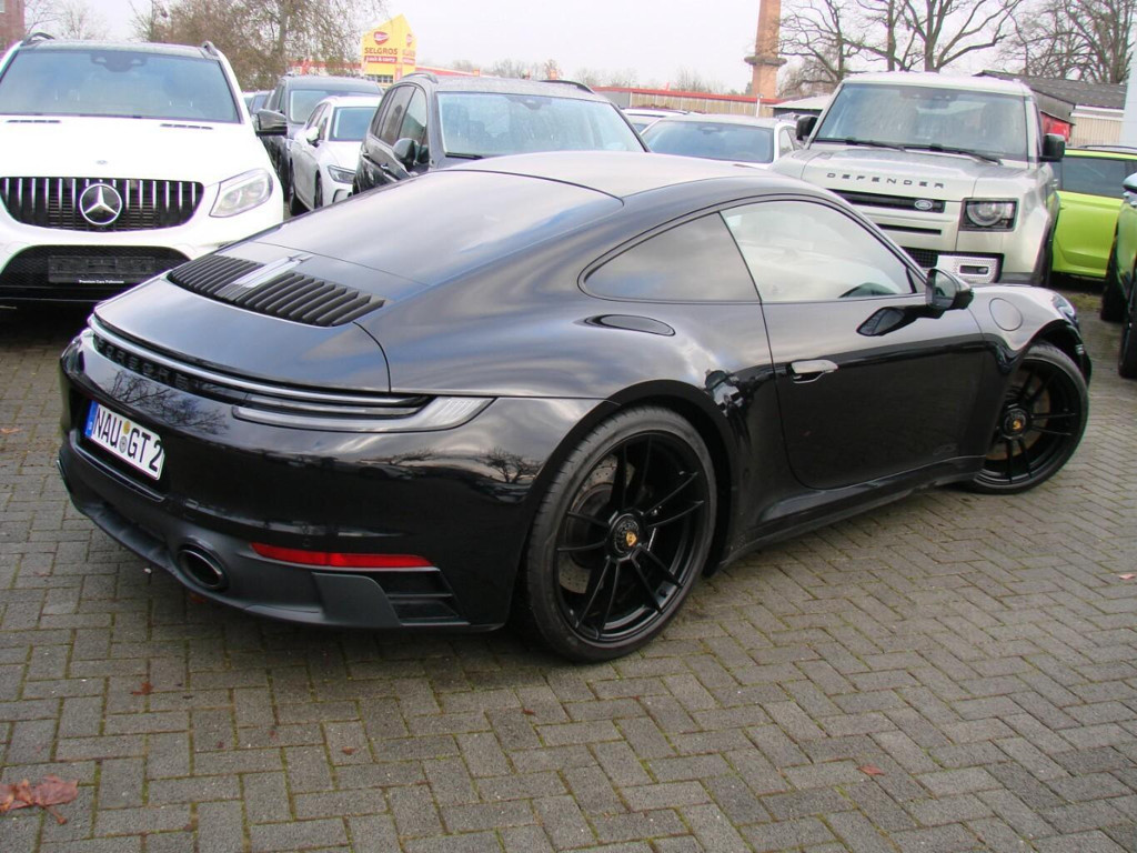 Porsche 992