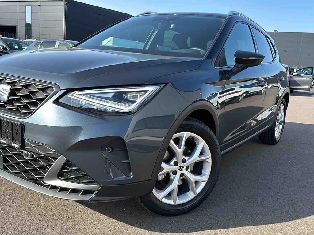 Seat Arona